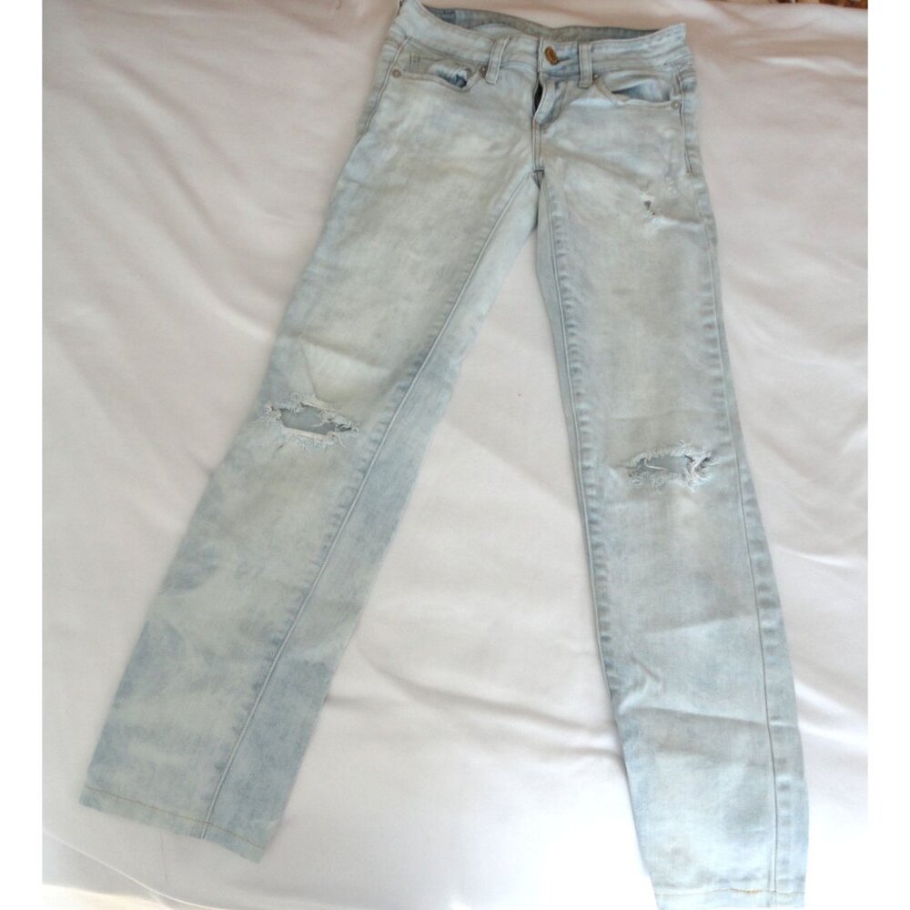 American Eagle women's light blue distressed jegging jeans - Womens Size 0